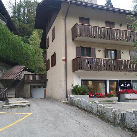 La Mansarda Di Emma Apartment Пинцоло Екстериор снимка