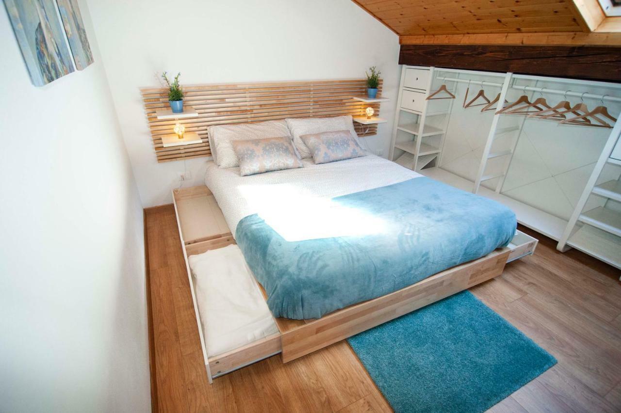 La Mansarda Di Emma Apartment Пинцоло Екстериор снимка