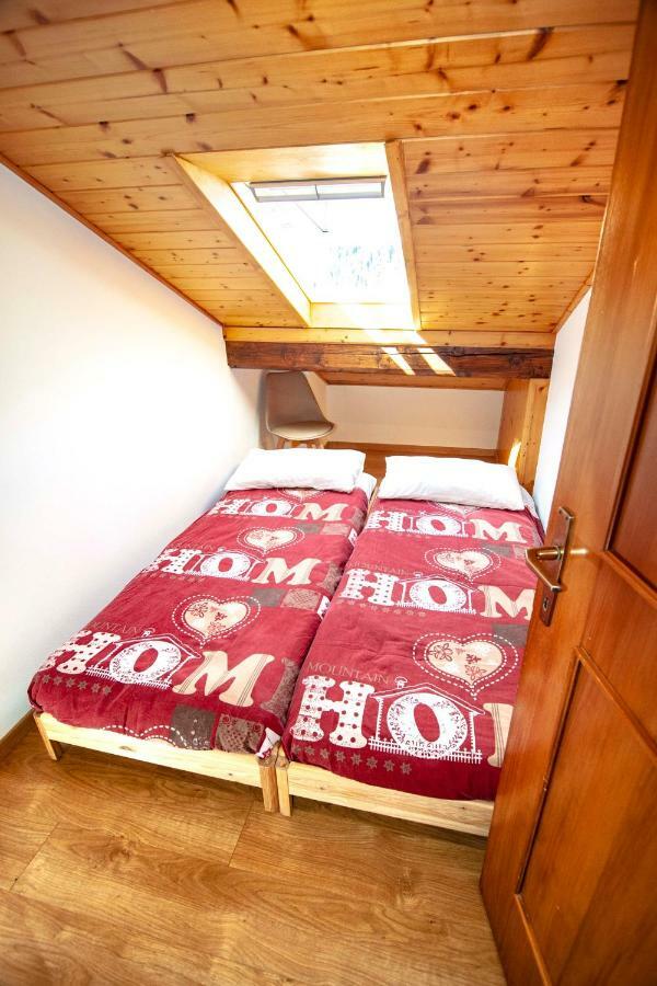La Mansarda Di Emma Apartment Пинцоло Екстериор снимка