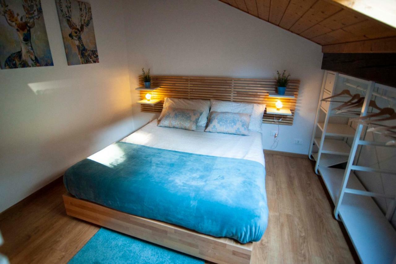 La Mansarda Di Emma Apartment Пинцоло Екстериор снимка
